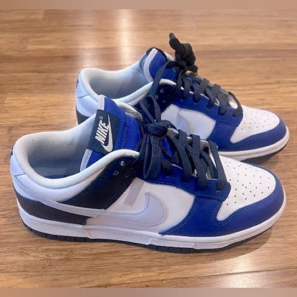 Nike Dunks - Picture 1 of 2